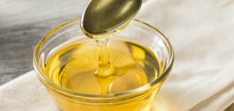 What Is agave syrup? How to use it in your recipes