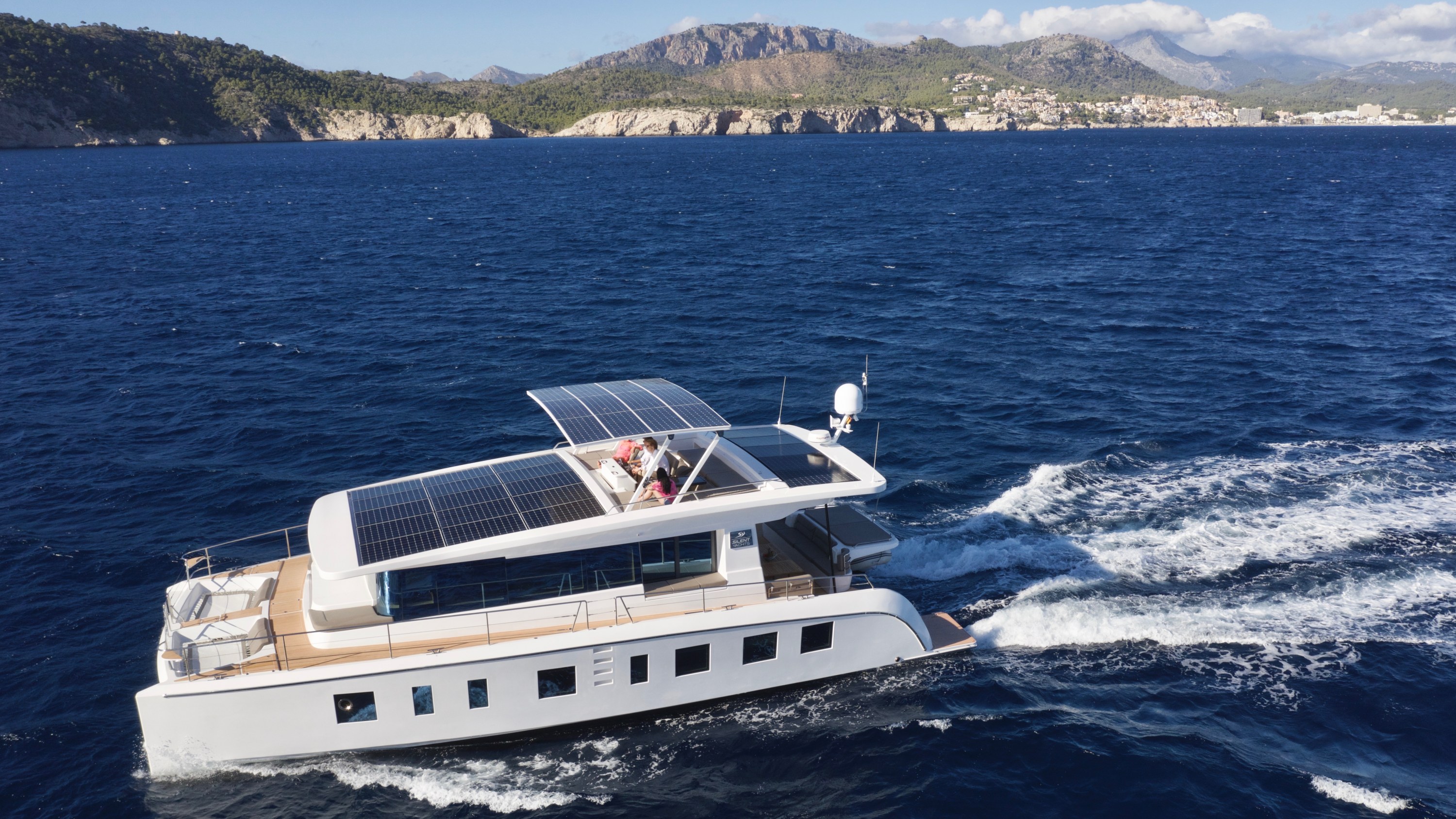 solar yacht silent 55