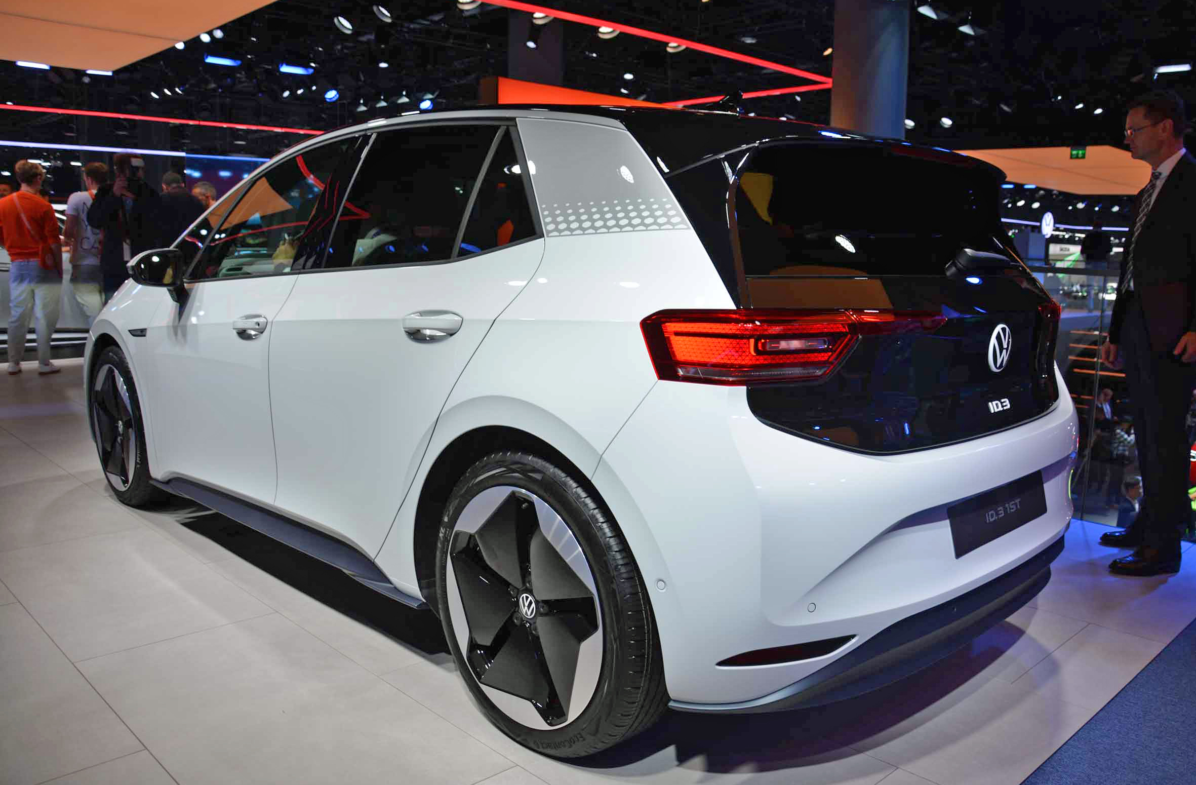 VW electric cars create V2G business opportunities Autoblog