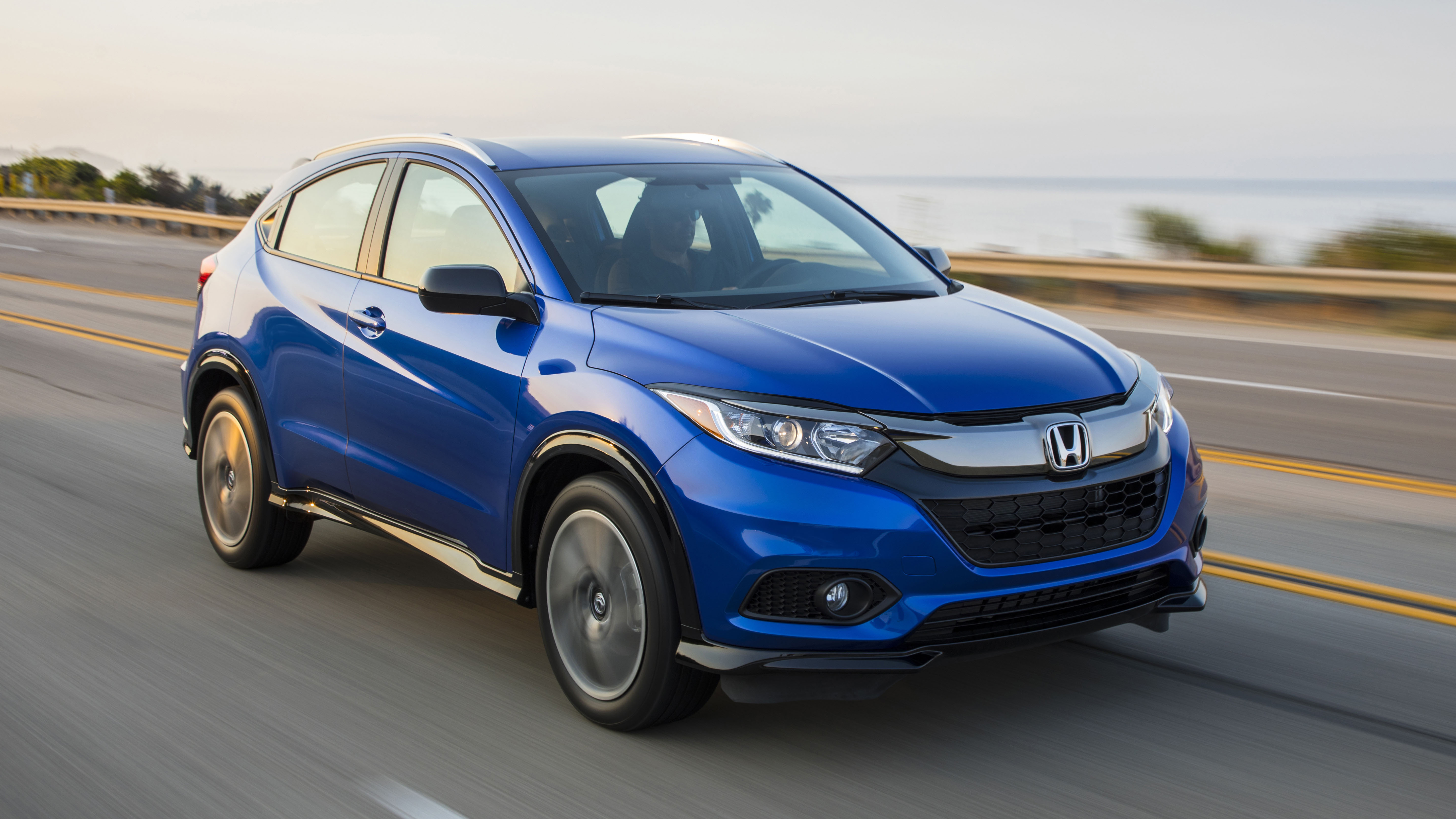 2020-honda-hr-v-pricing-increases-without-extra-features-autoblog