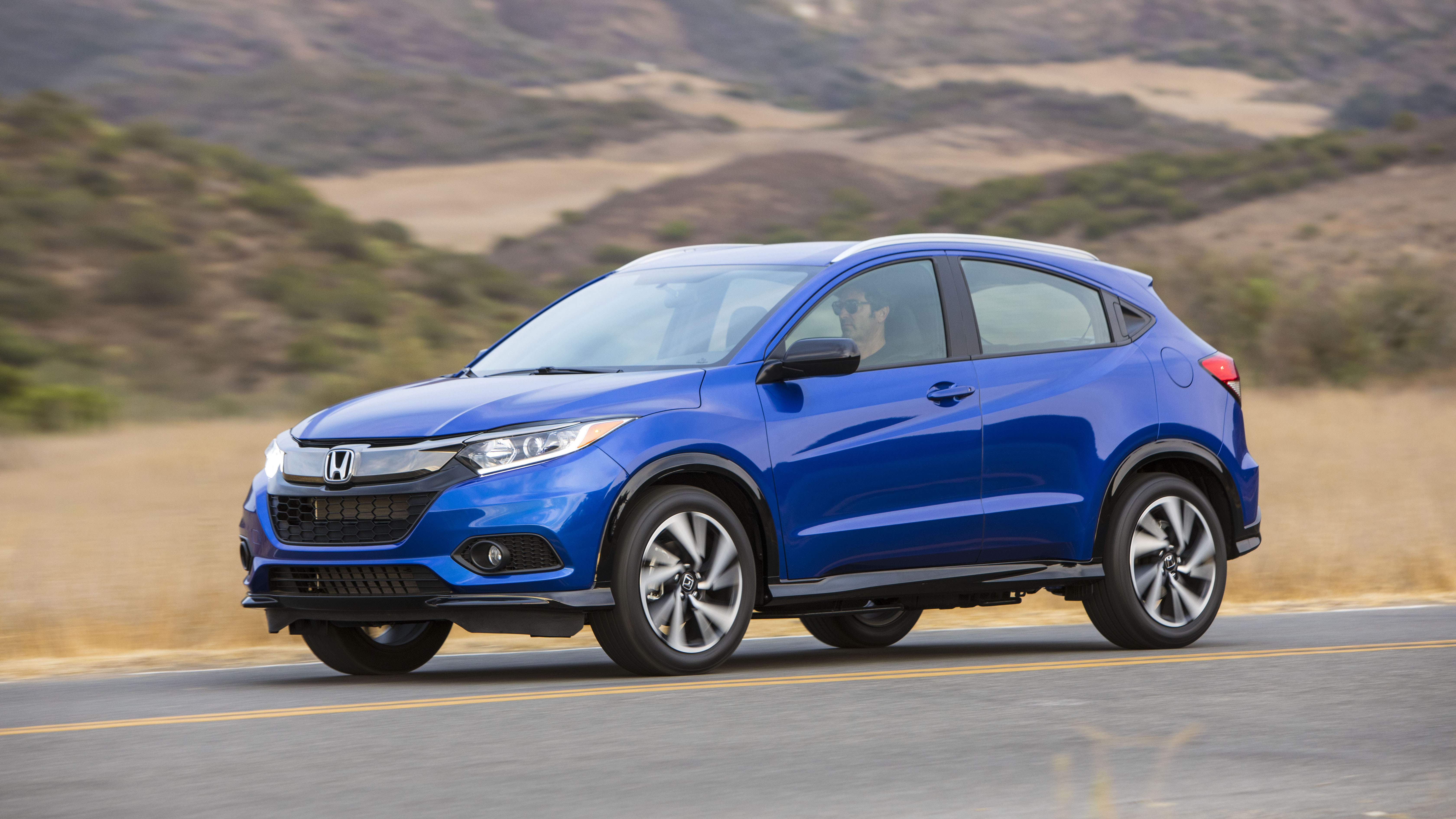 Honda recalls 115,000 Fit and HRV models over rear camera operation