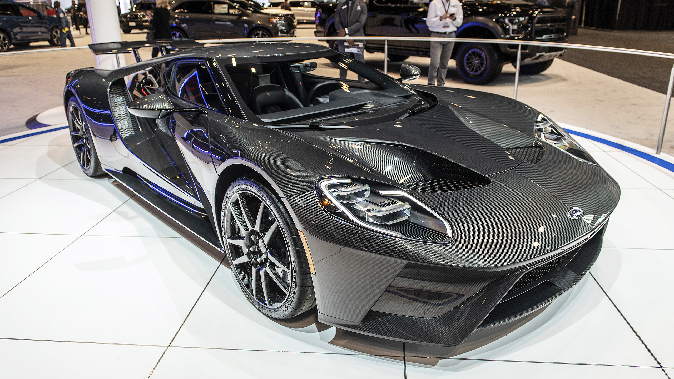 Mauve Facet Niet ingewikkeld 2020 Ford GT gets more power, full carbon fiber body in surprise update |  RK Motors Classic Cars and Muscle Cars for Sale