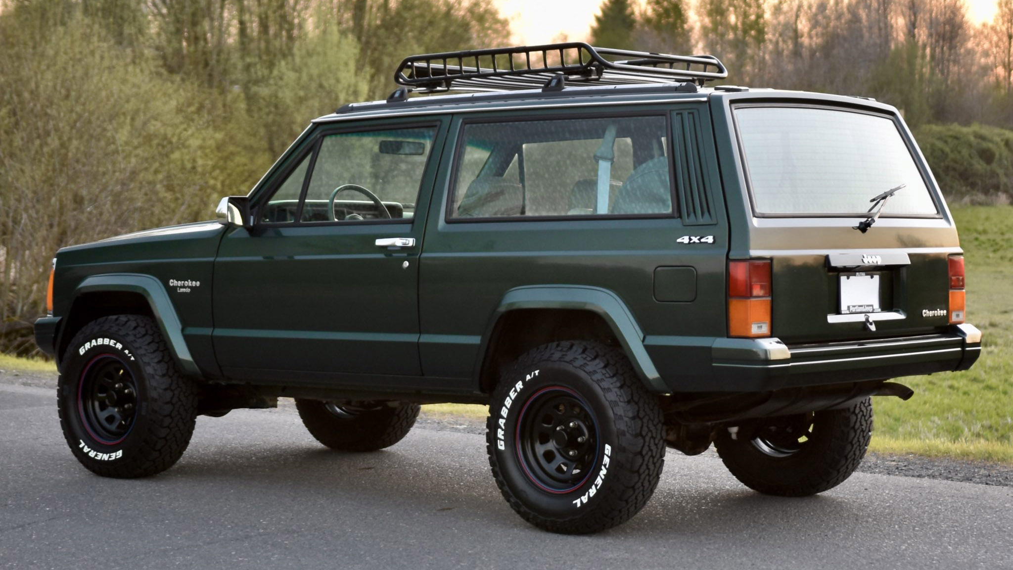 1992 Jeep Cherokee Laredo 5Speed for auction on BaT
