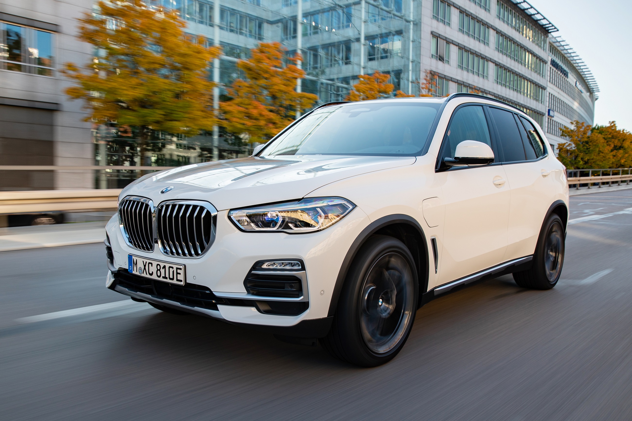 2021 bmw x5 xdrive45e plug-in hybrid suv announced | autoblog