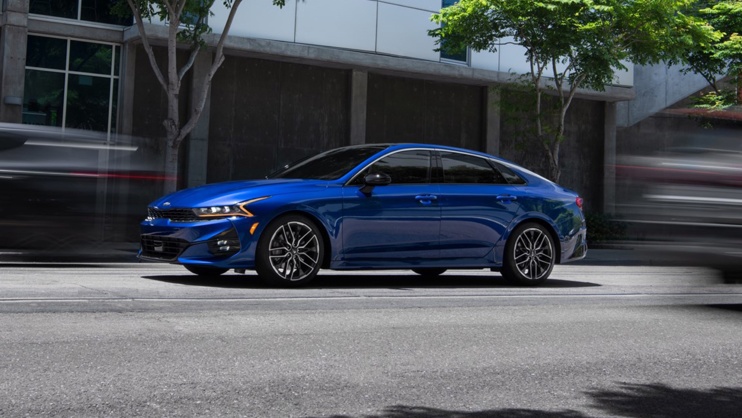 2021-kia-k5-promises-practicality-and-stinger-inspired-performance