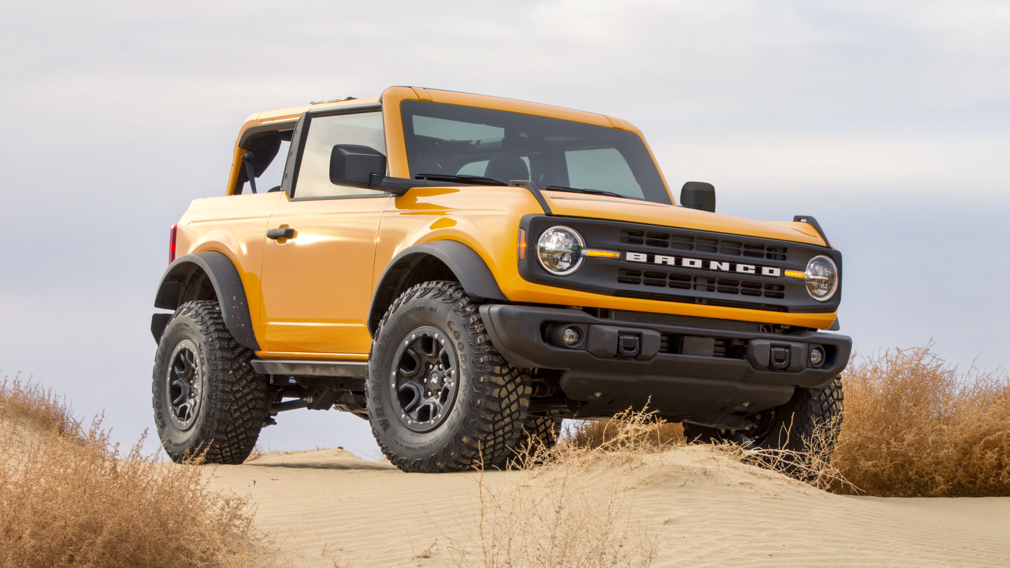 2025 Ford Bronco pickup rumored to challenge Jeep Gladiator - Autoblog