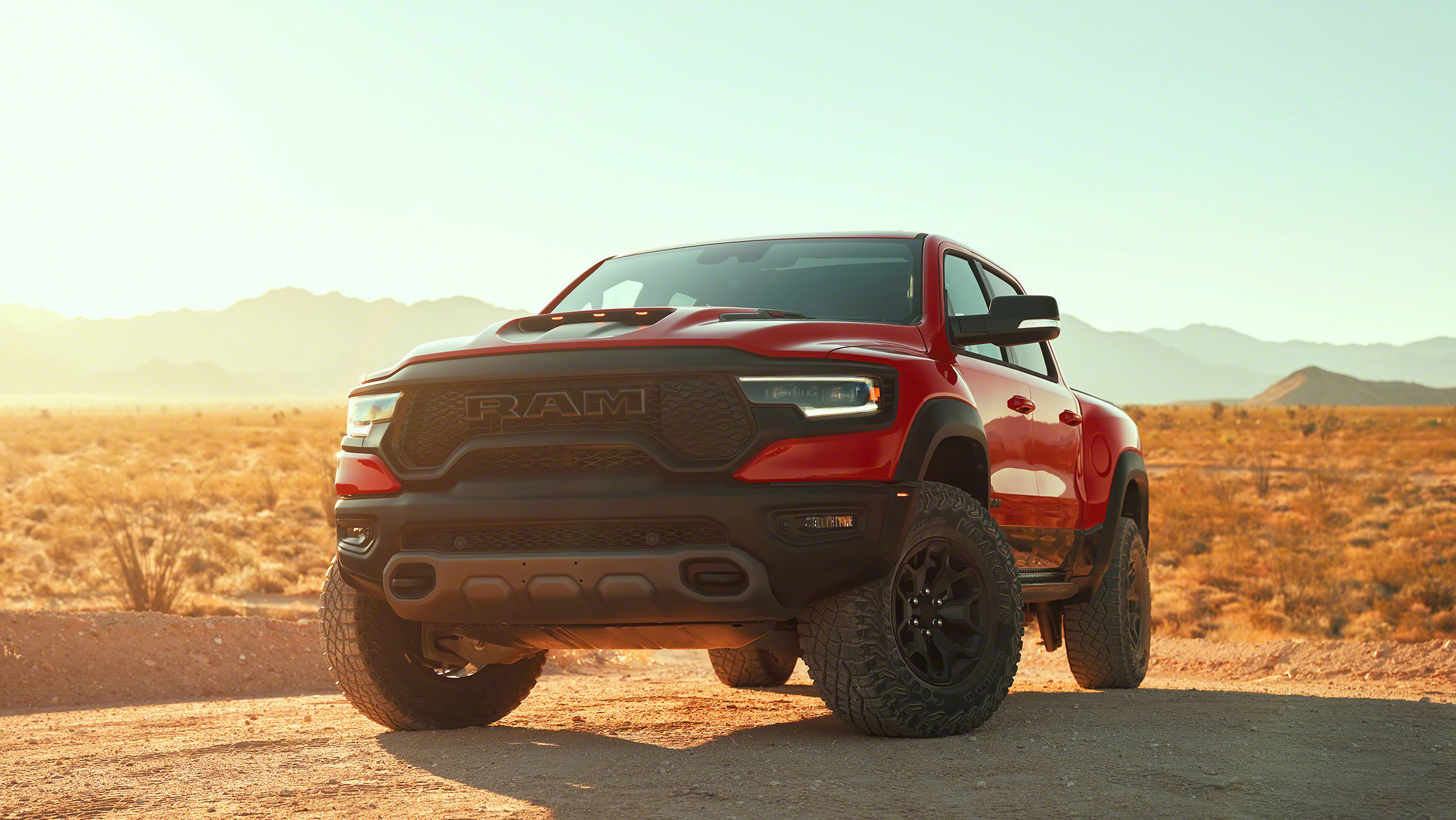 2021 Ram 1500 Trx Revealed With A Hellcat V8 Ready To Take On Raptor Autoblog