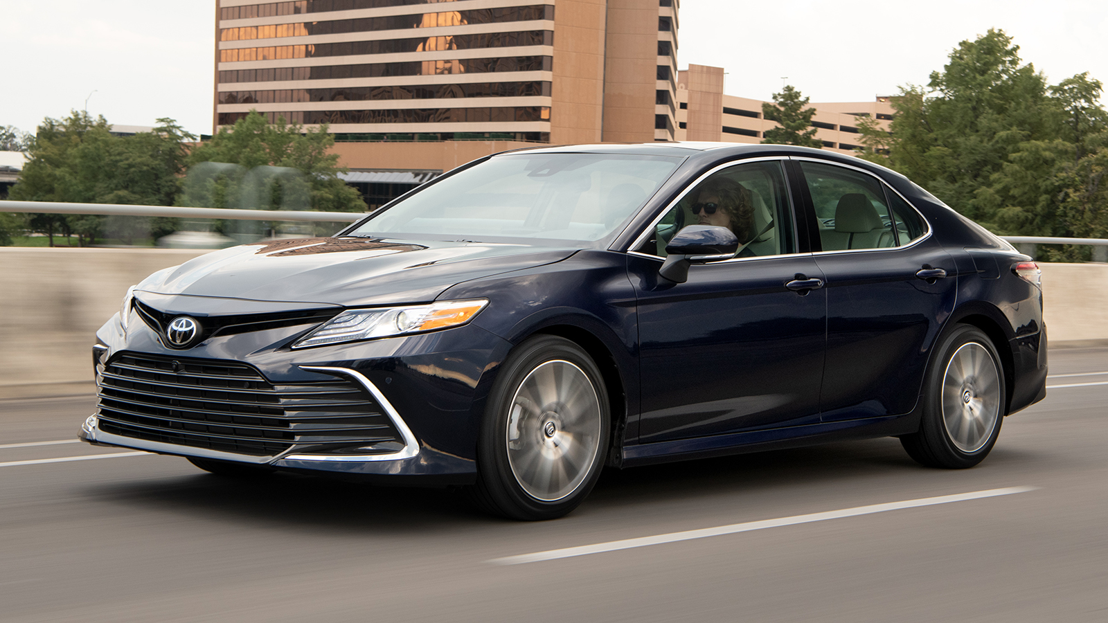 2021 Toyota Camry Review What's new, pictures, hybrid and AWD fuel