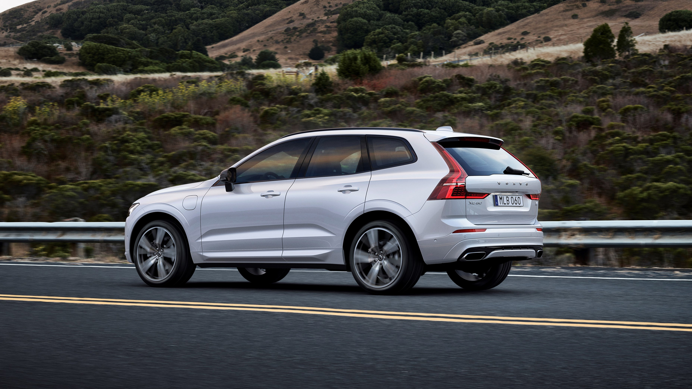 2021 Volvo XC60 Review | Price, specs, features and photos | Autoblog