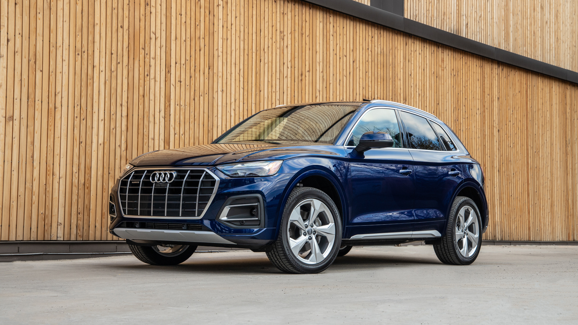 2022-audi-q5-review-middle-of-the-pack-with-many-versions-autoblog