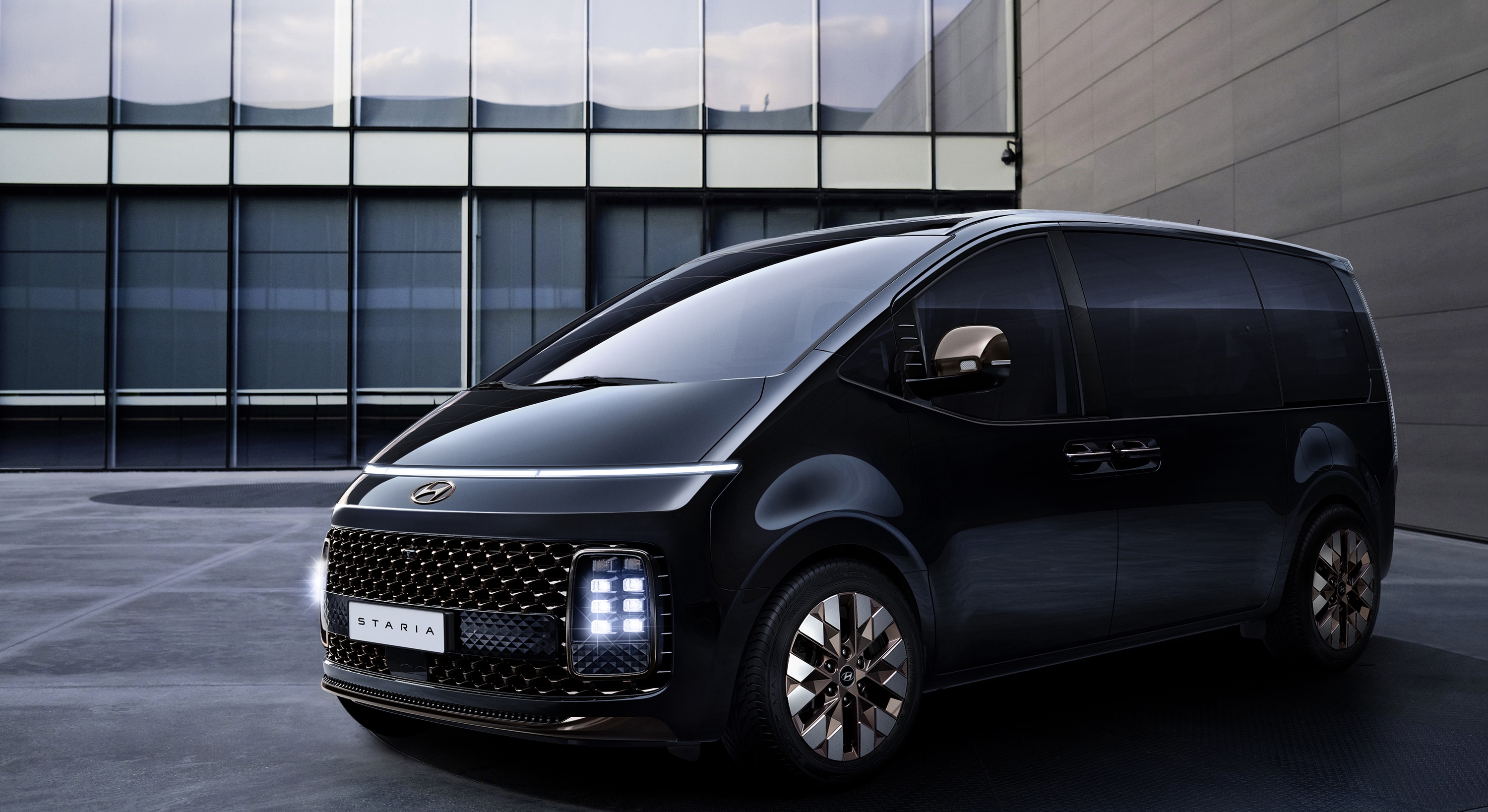 Hyundai unveils spaceshipinspired Staria minivan; close encounters