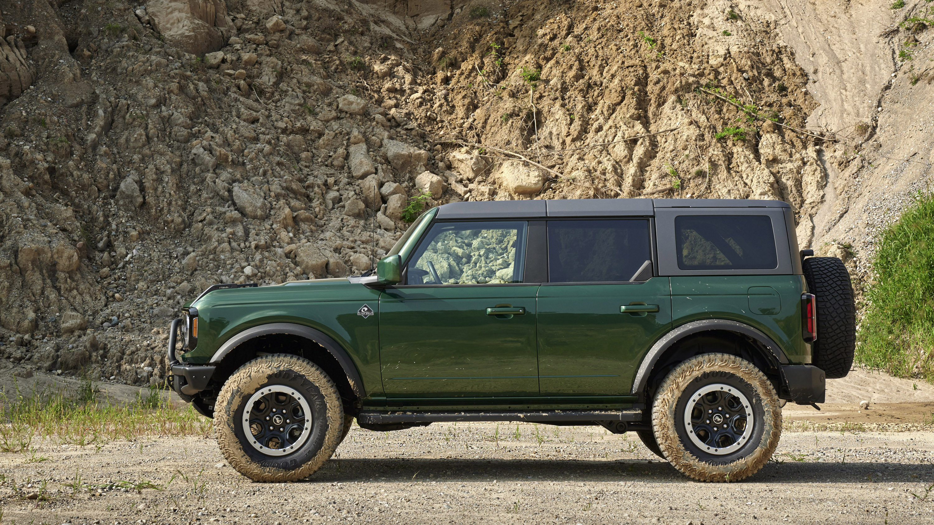 2022 Ford Bronco adds Eruption Green Metallic to color palette Autoblog