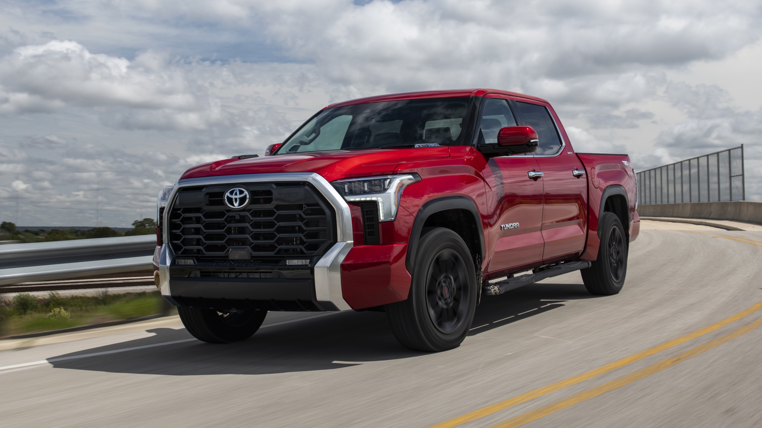 2022 Toyota Tundra Limited TRD OffRoad Photo Gallery