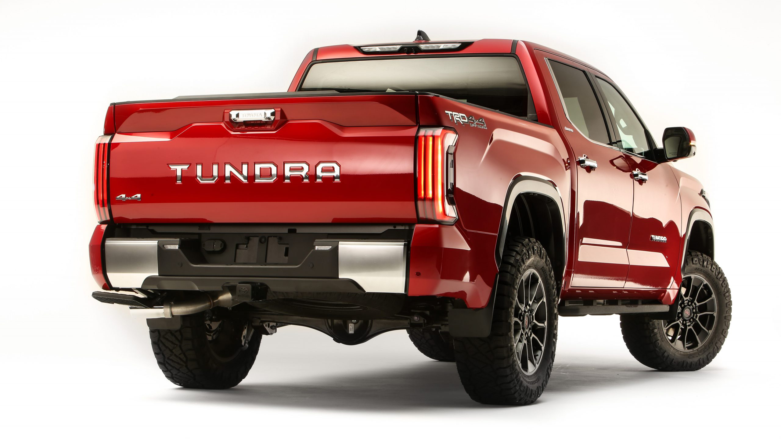 Toyota recalls 130,000 Tundras for bed covers that can fly off Autoblog