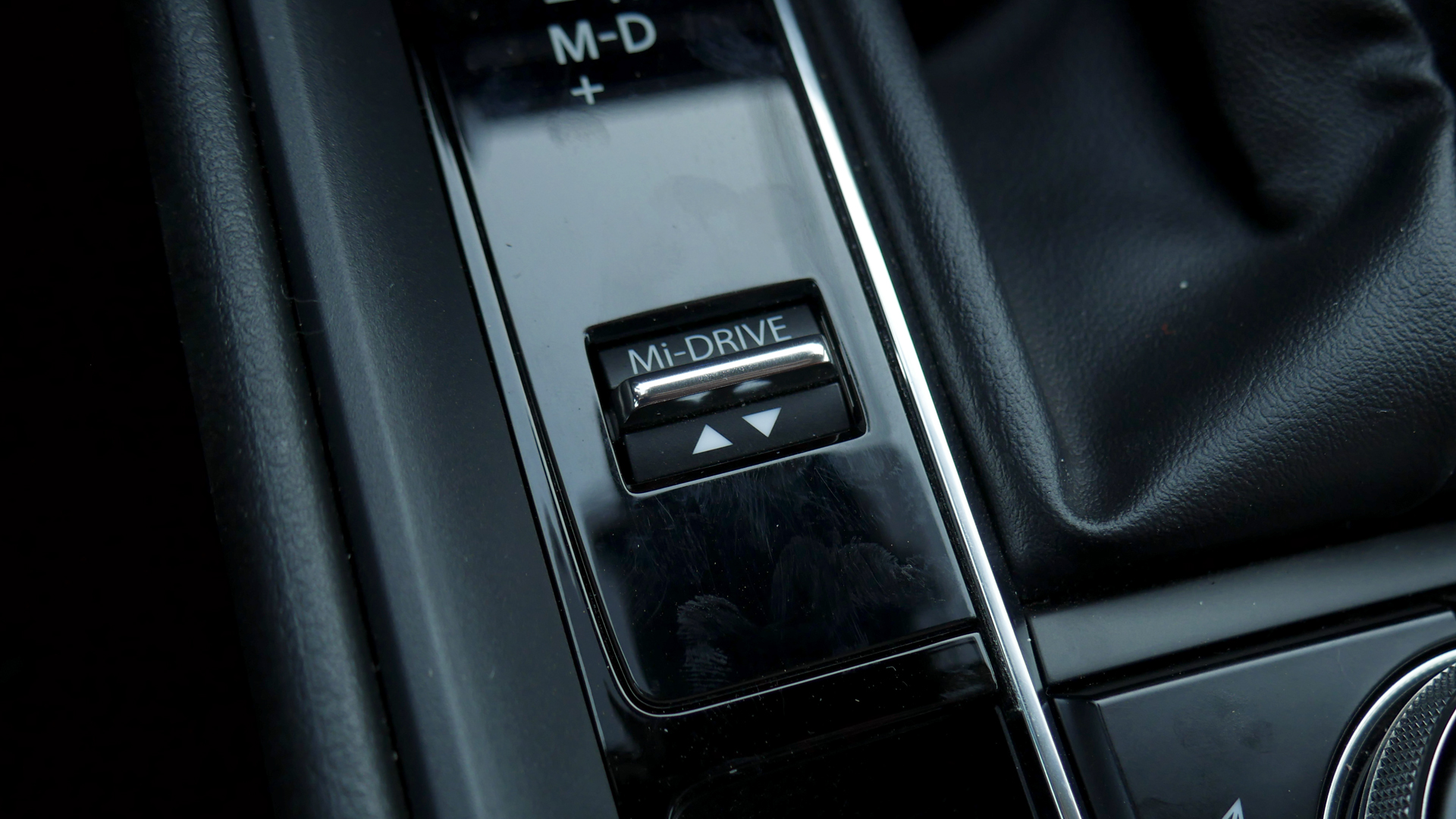 2023 Mazda CX-50 Mi-Drive button