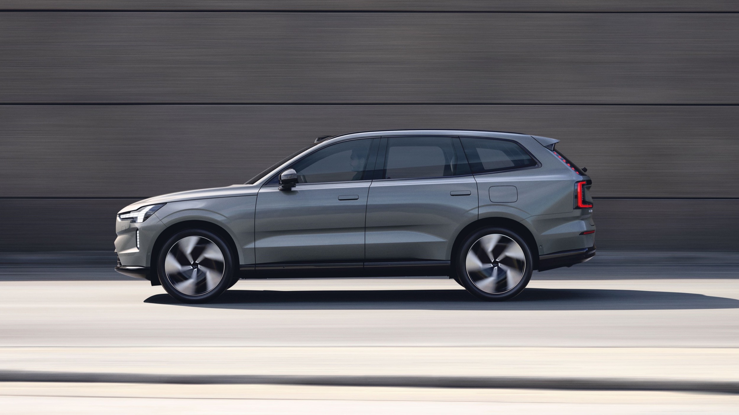 2024 Volvo Ex90 Suv - Nat Laurie