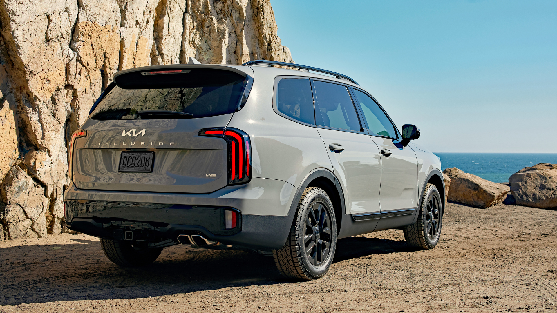 2024 Kia Telluride Review Squarejaw style, sensible shoes