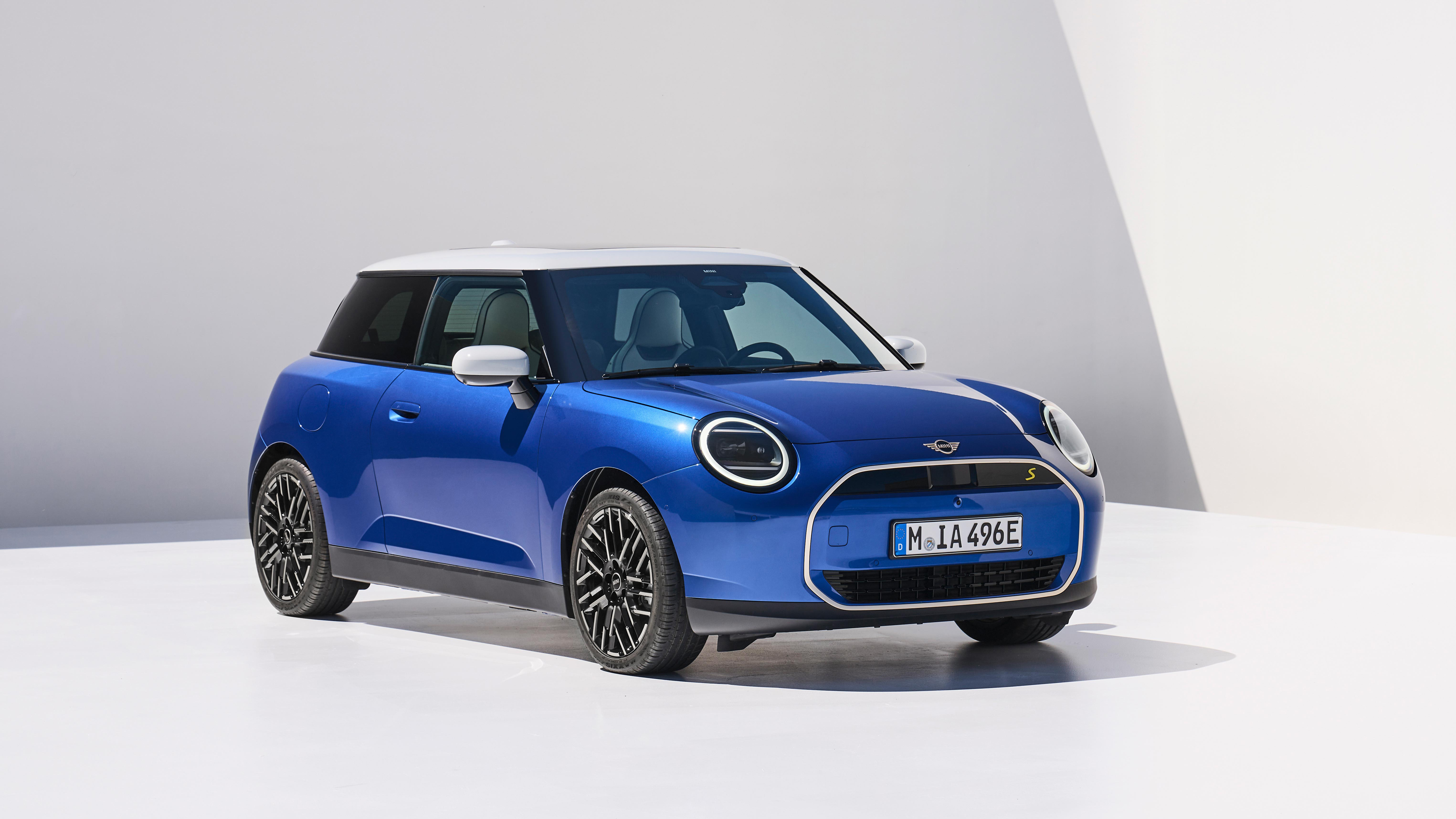 2025 Mini Cooper E and SE fully revamped and revealed at Munich Motor ...